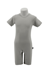 Afbeelding in Gallery-weergave laden, Onesie bodyshort met drukknopen -𝗟𝗼𝗻𝗱𝗼𝗻-
